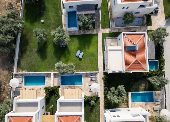 Magnolia Thassos Vilă Potos